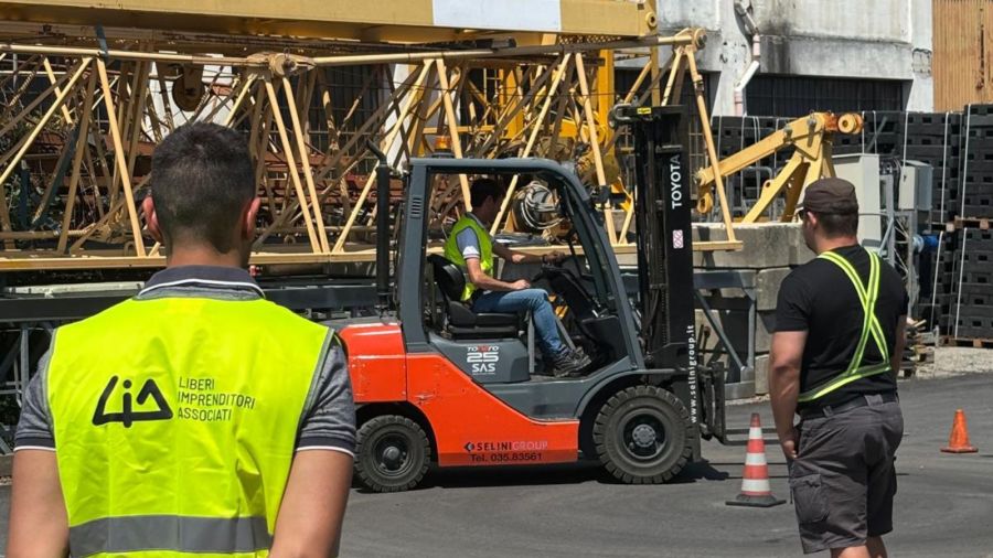 Conclusa la formazione Carrelli Elevatori presso il campo prova a Capriate San Gervasio