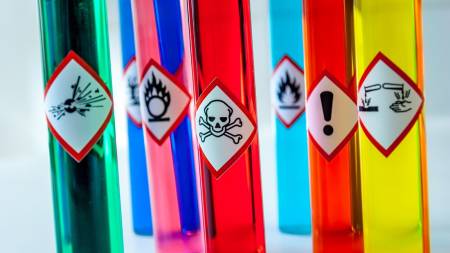 Rischio chimico sul lavoro: sei in regola con le nuove disposizioni?